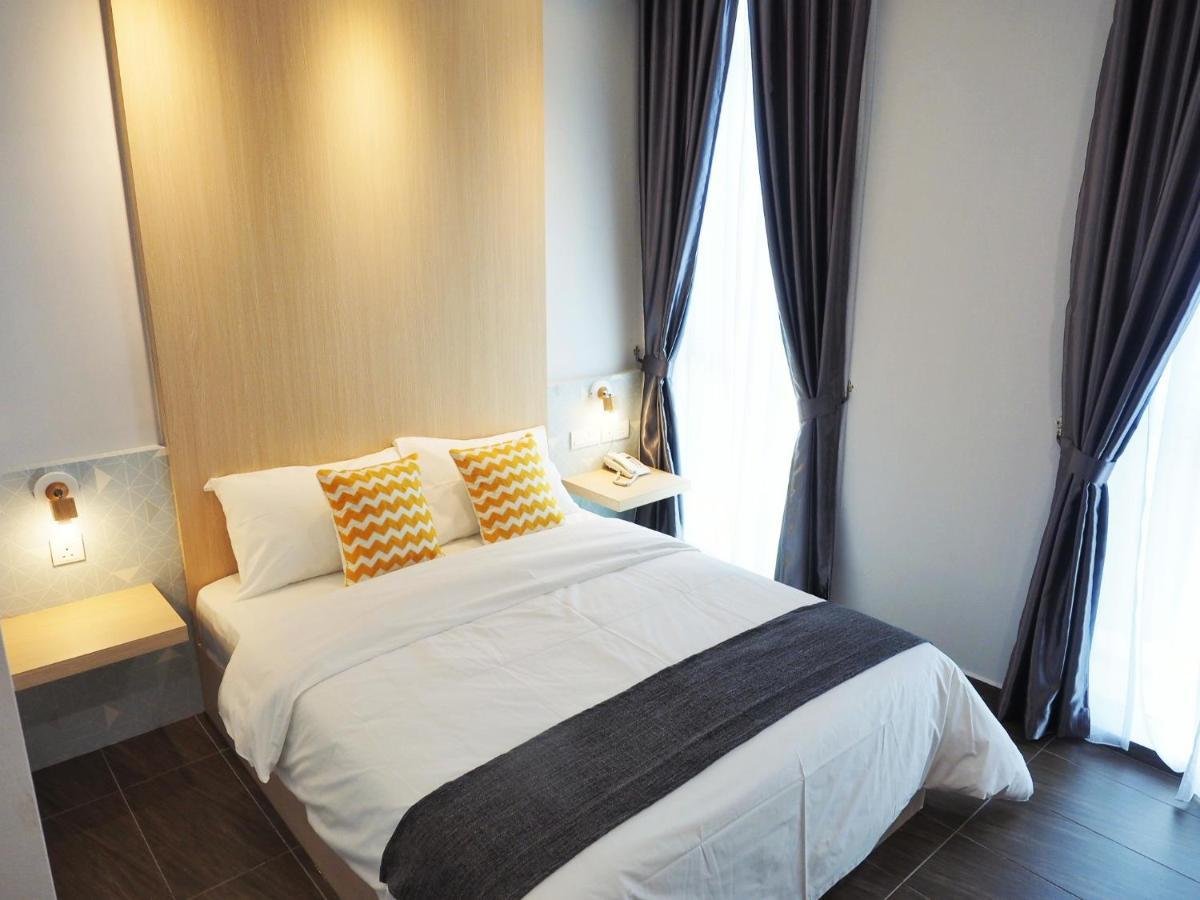 The Tree Hotel Muar Luaran gambar