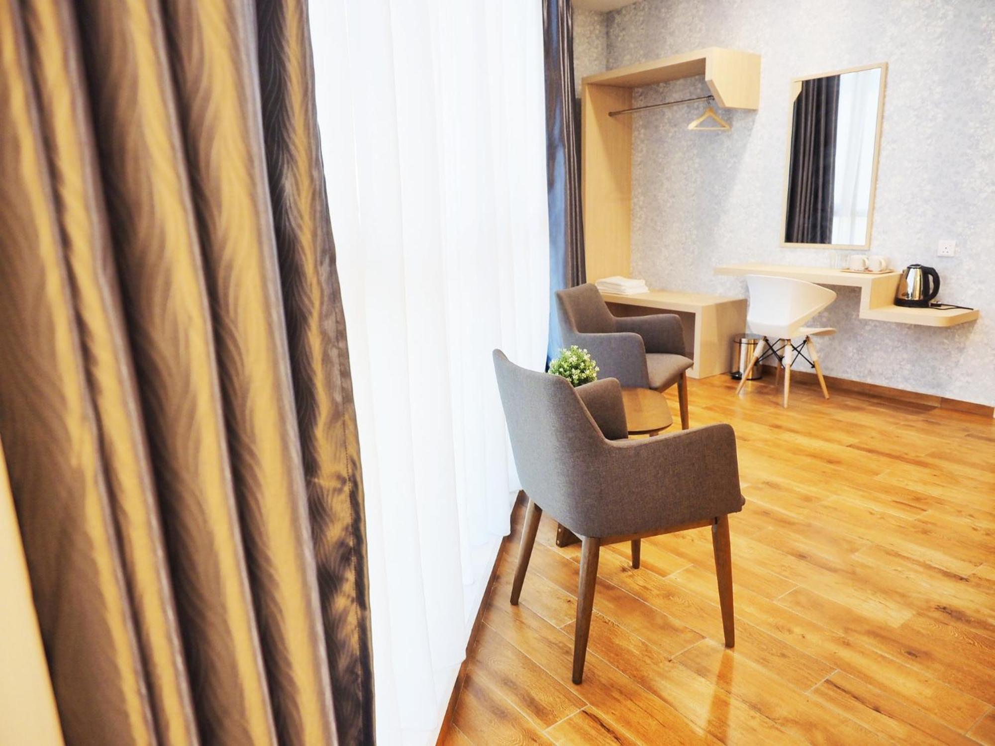 The Tree Hotel Muar Luaran gambar